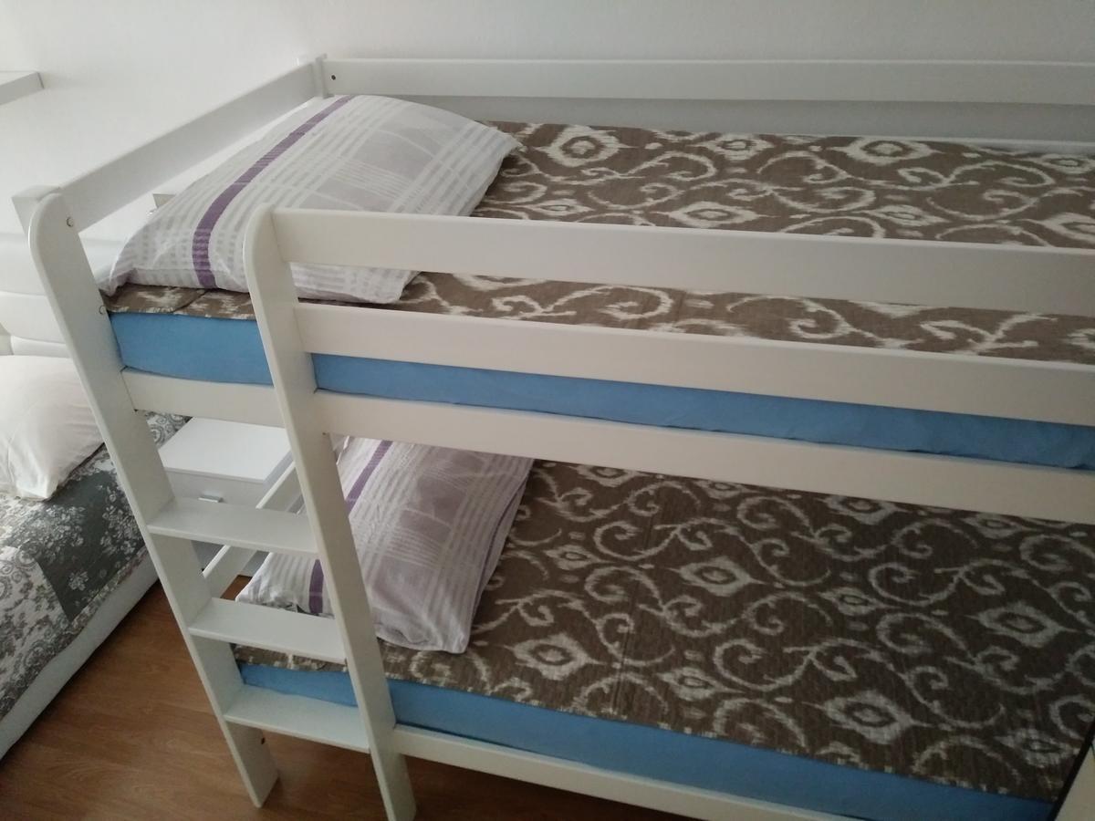 Apartment Doris Примоштен Экстерьер фото